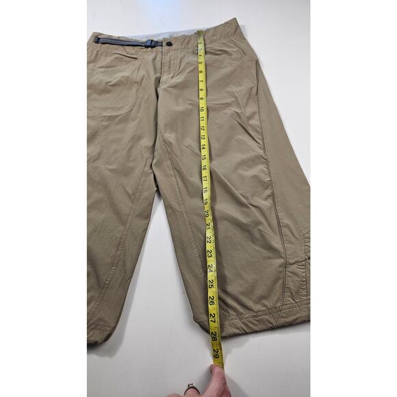 Mountain hardware womens sz 8 capri packable hiking multi zip pocket pants tan - Picture 10 of 10